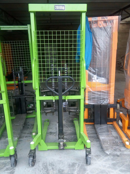 手動(dòng)液壓堆高車(chē)廠家液壓堆高車(chē)產(chǎn)品展示--河北東圣吊索具制造有限公司--小型攪拌機(jī)|石材夾具|液壓堆高車(chē)|手動(dòng)叉車(chē) 手動(dòng)液壓堆高車(chē)廠家液壓堆高車(chē)產(chǎn)品展示--河北東圣吊索具制造有限公司--小型攪拌機(jī)|石材夾具|液壓堆高車(chē)|手動(dòng)叉車(chē)