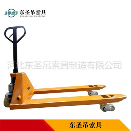地牛搬運(yùn)叉車側(cè)面--河北東圣吊索具制造有限公司--手動(dòng)叉車|液壓堆高車|小型攪拌機(jī)|石材夾具 地牛搬運(yùn)叉車側(cè)面--河北東圣吊索具制造有限公司--手動(dòng)叉車|液壓堆高車|小型攪拌機(jī)|石材夾具